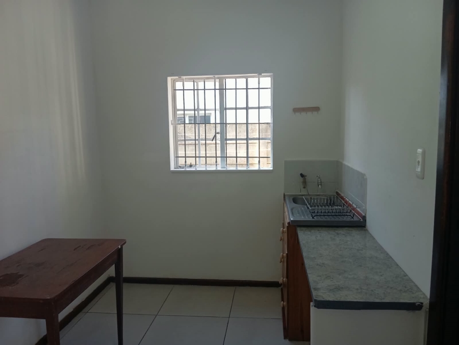 To Let 1 Bedroom Property for Rent in Westering Eastern Cape